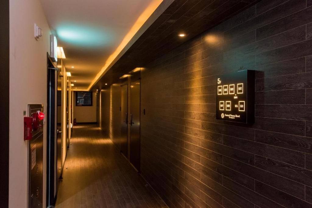 Centralperson Pyeongtaek Hotel ภายนอก รูปภาพ