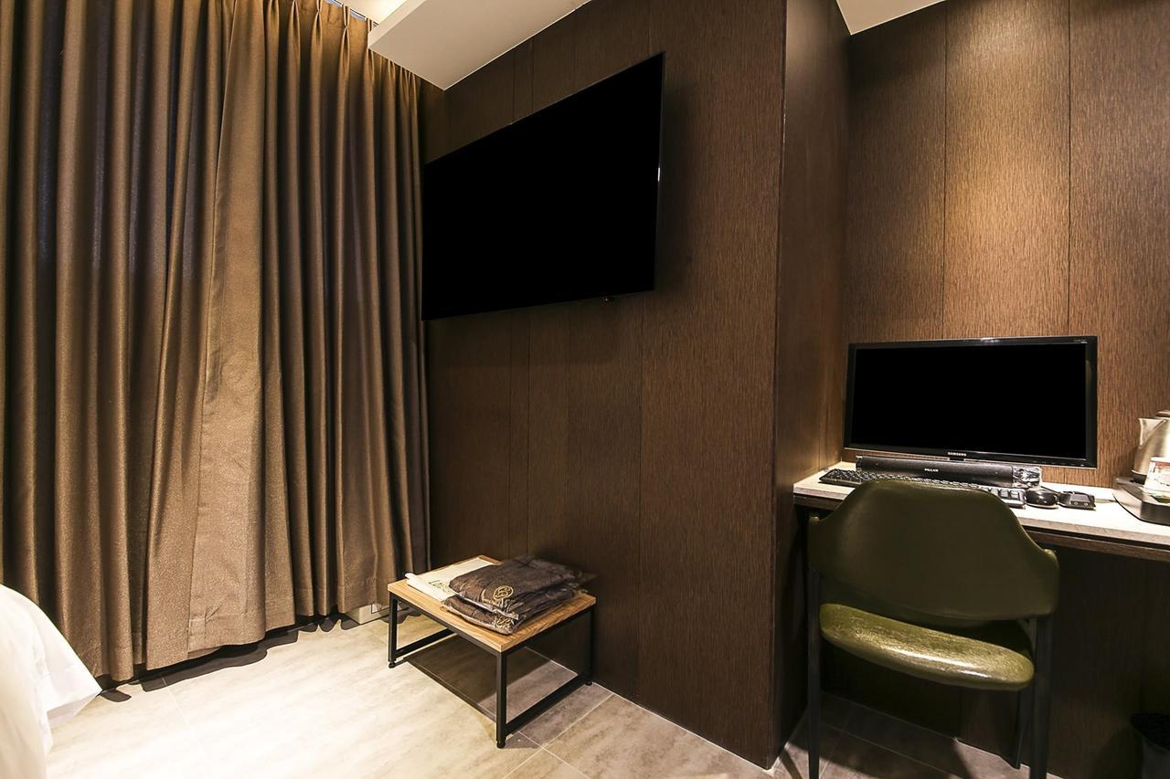 Centralperson Pyeongtaek Hotel ภายนอก รูปภาพ